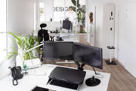 Siège de bureau ergonomique et confortable pour les salariés d'entreprise au meilleur prix à la ciotat par Design+
